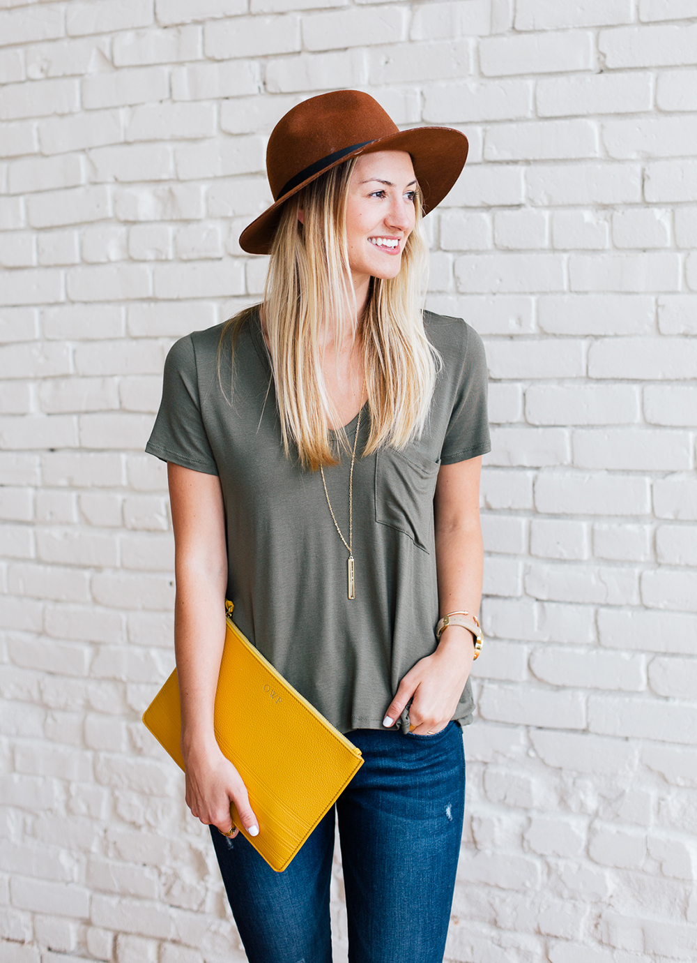 livvyland-blog-olivia-watson-gigi-new-york-saffron-mustard-yellow-clutch-fall-boho-acl-outfit-inspiration-chelsea-laine-francis-photography-4