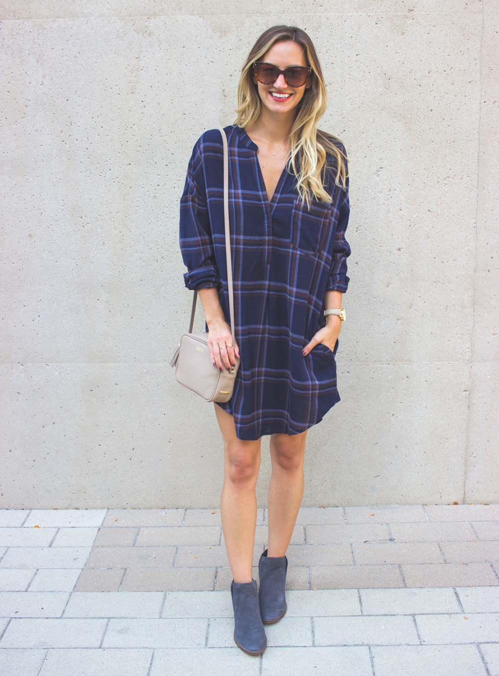 livvyland-blog-olivia-watson-plaid-flannel-shirt-shift-dress-dolce-vita-tesse-blue-suede-ankle-booties-navy-10