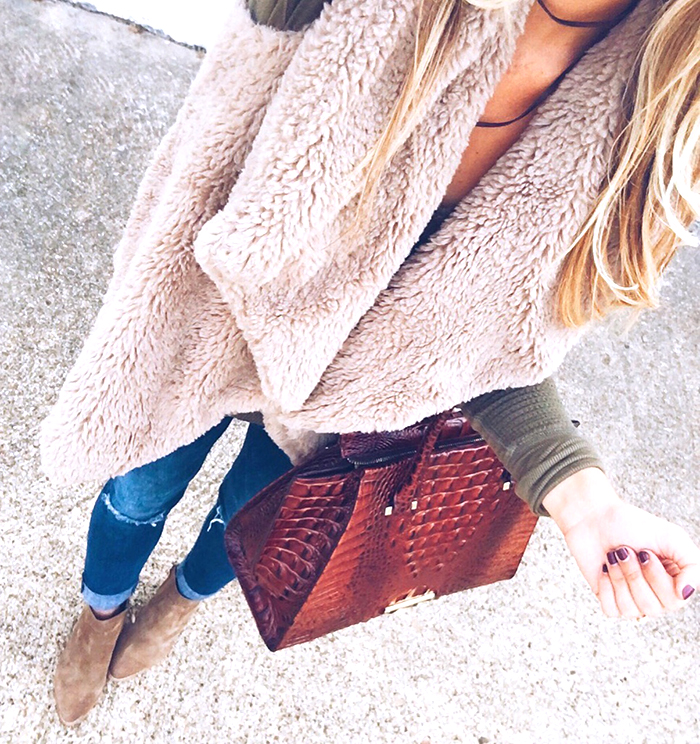 livvyland-blog-olivia-watson-austin-texas-fashion-blogger-fall-outfit-style-furry-vest-olive-green-thermal-top