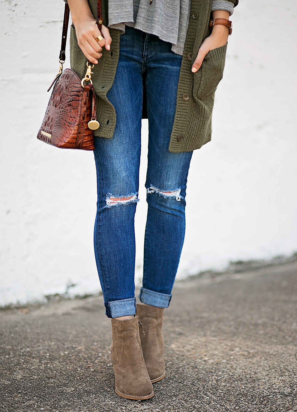 livvyland-blog-olivia-watson-peplum-thermal-tee-shirt-olive-cardigan-boho-outfit-casual-taupe-ankle-booties-fall-outfit-idea-celine-baby-marta-sunglasses-3