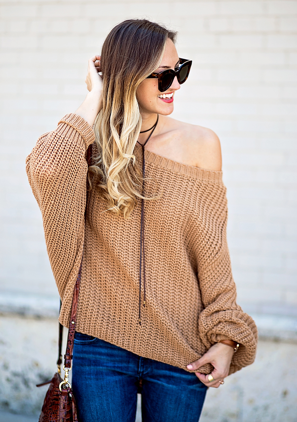 livvyland-blog-olivia-watson-slouchy-oversize-knit-sweater-minnetonka-el-paso-ii-moccasin-boho-outfit-6