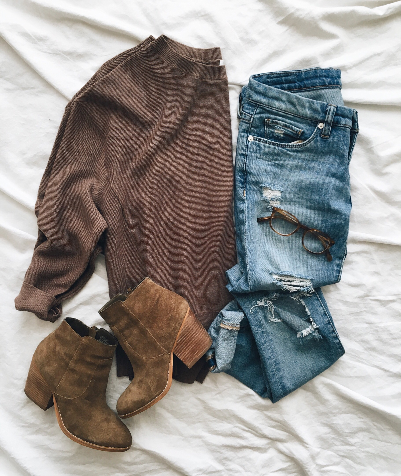 livvyland-blog-olivia-watson-instagram-roundup-austin-texas-cozy-winter-outfit-2