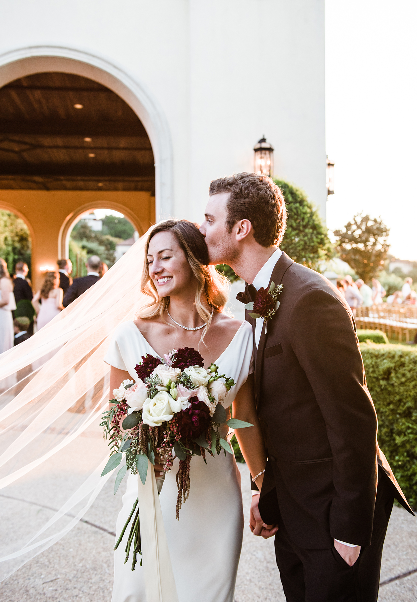 livvyland-blog-olivia-watson-wedding-villa-del-lago-austin-texas-fall-blush-burgundy-classic-romantic-after-ceremony