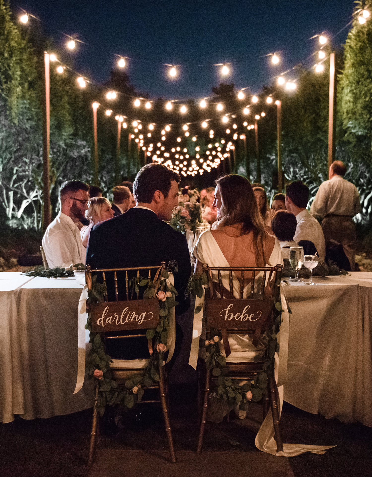 livvyland-blog-olivia-watson-wedding-villa-del-lago-austin-texas-fall-blush-burgundy-classic-romantic-festoon-lighting-farm-table-setting