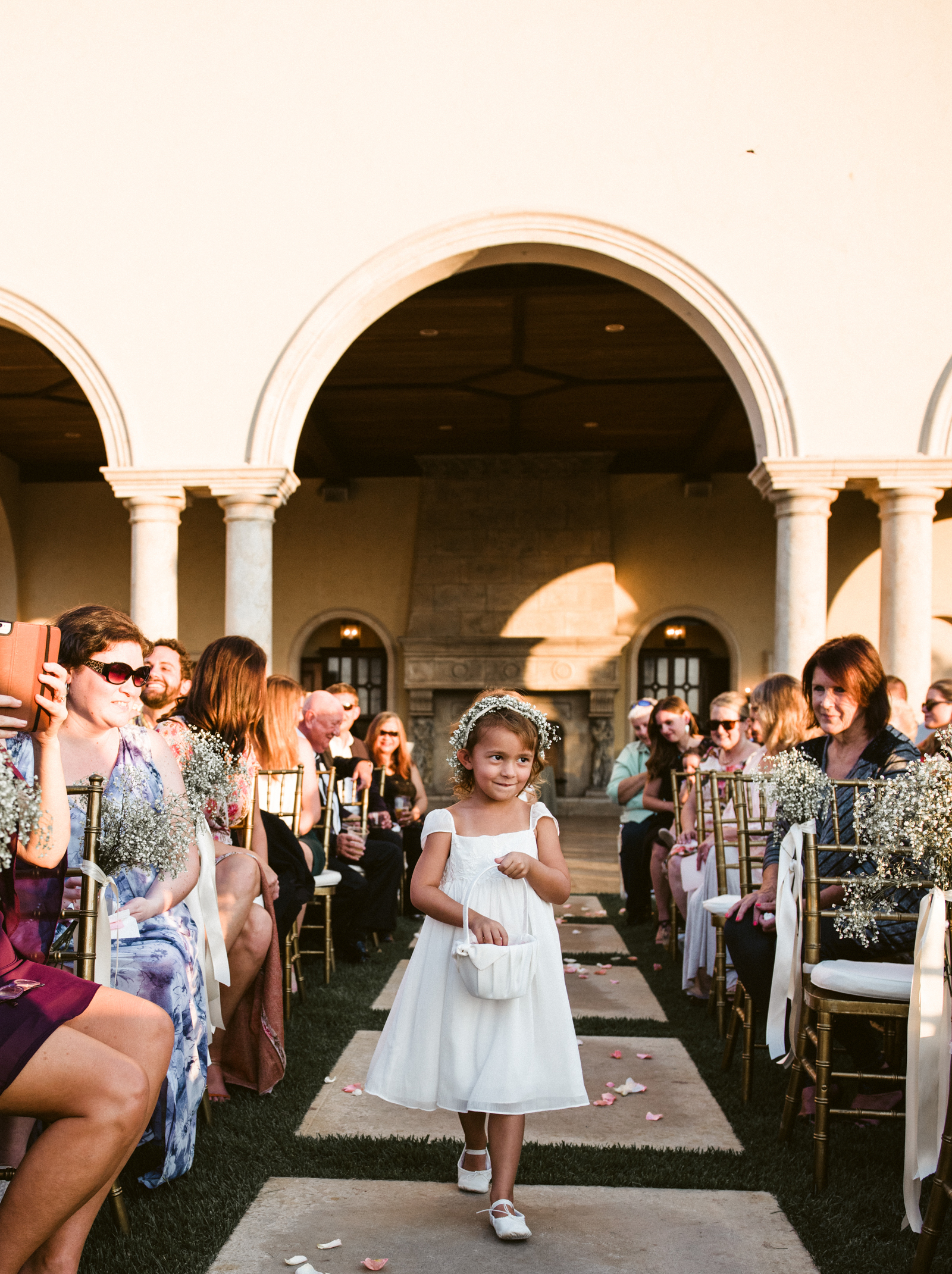 livvyland-blog-olivia-watson-wedding-villa-del-lago-austin-texas-fall-blush-burgundy-classic-romantic-flower-girl