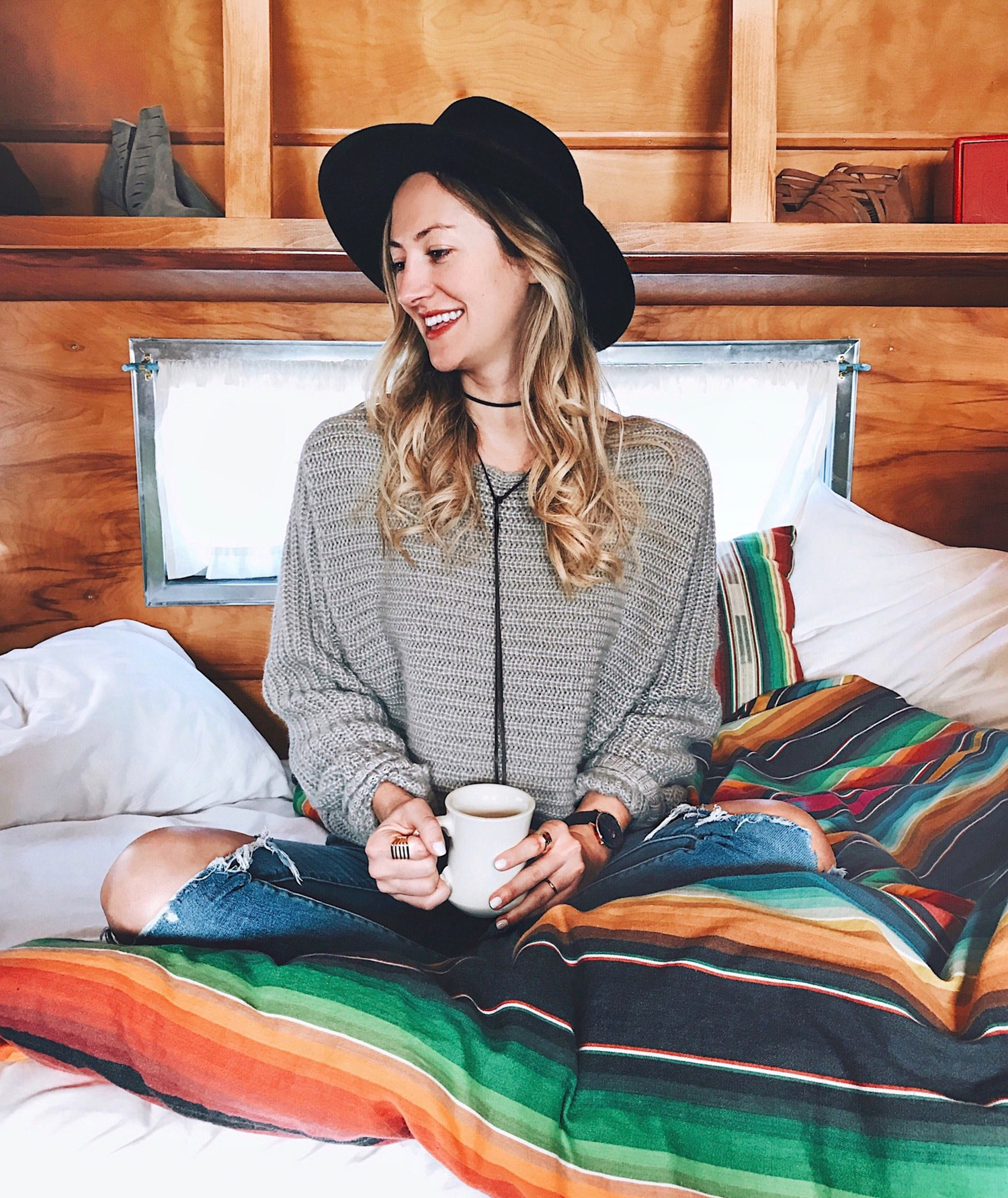 livvyland-blog-olivia-watson-marfa-valentine-texas-big-bend-road-trip-weekend-getaway-el-cosmico-trailer-28